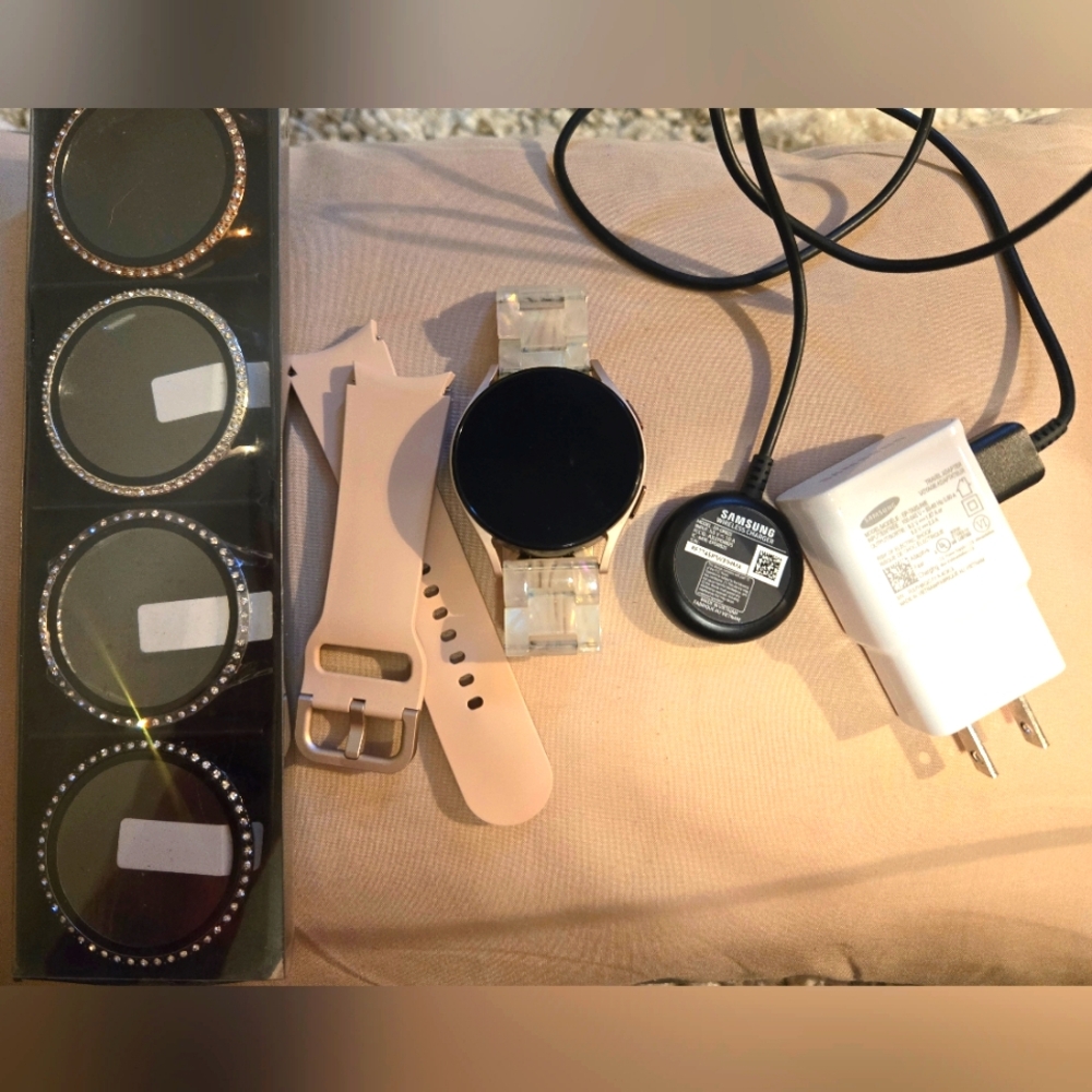 Galaxy watch 4 bundle